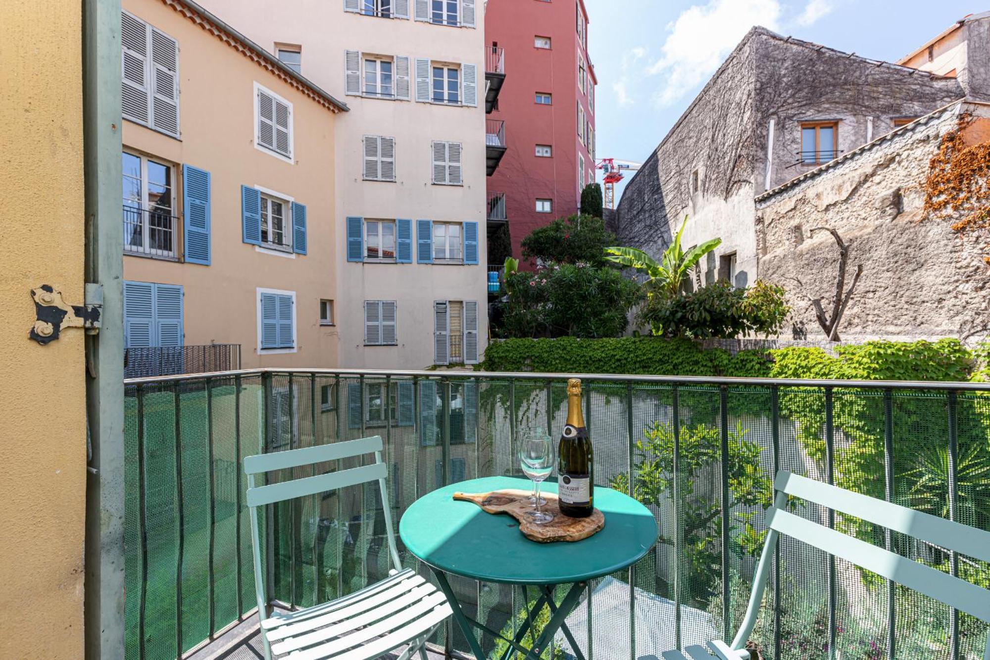 2 Bdrs & Parking In The Old Town ! Apartment นีซ ภายนอก รูปภาพ